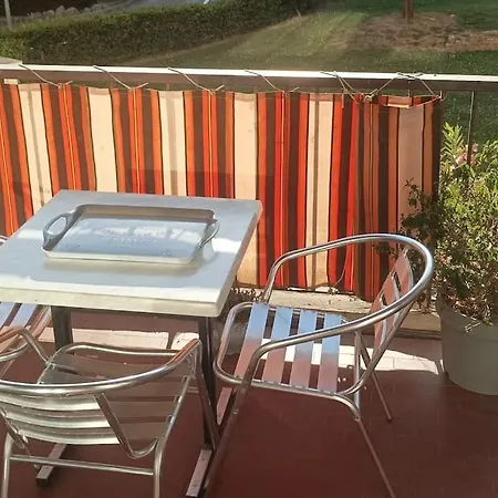 Pretty 28m2, Swimming Pool, West Terrace Daire